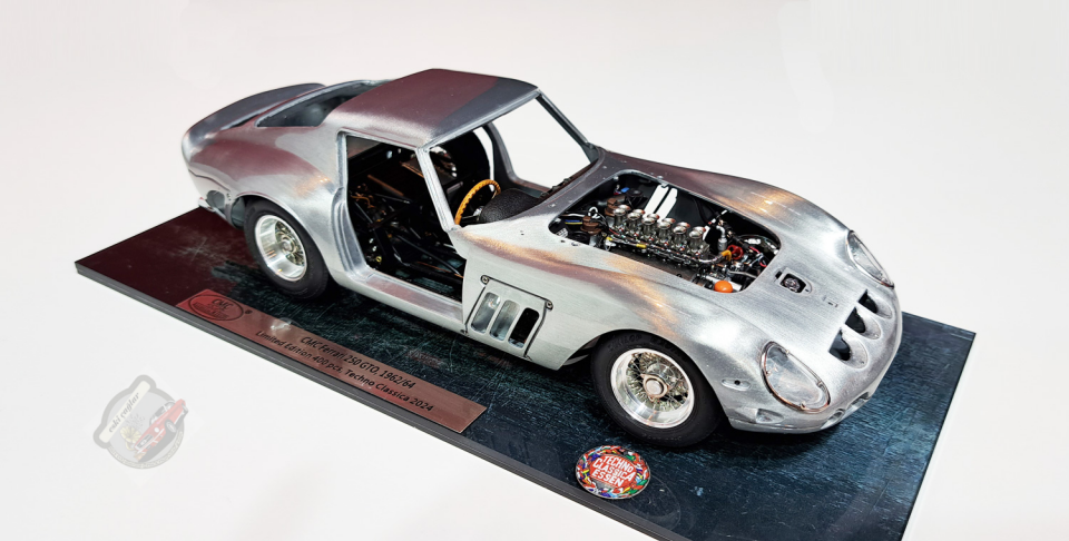 CMC Ferrari 250 GTO Clear Finish 1964 Tecno Classica 2024