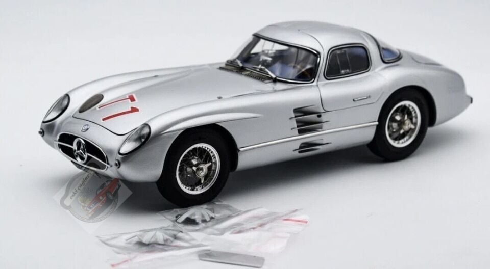 1:18 CMC Mercedes-Benz 300 SLR Uhlenhaut 1955 T1 Tourist Trophy