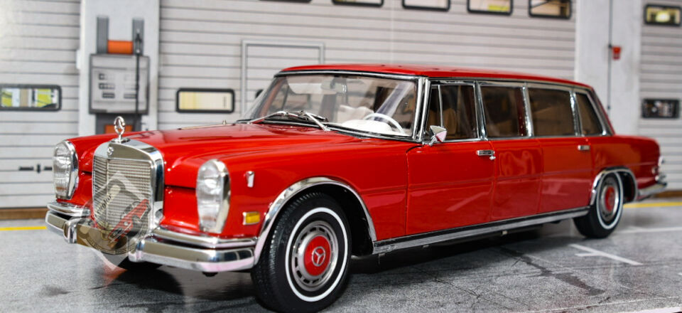 1:18 CMC Mercedes Benz Pullman W100 ''Red Baron''