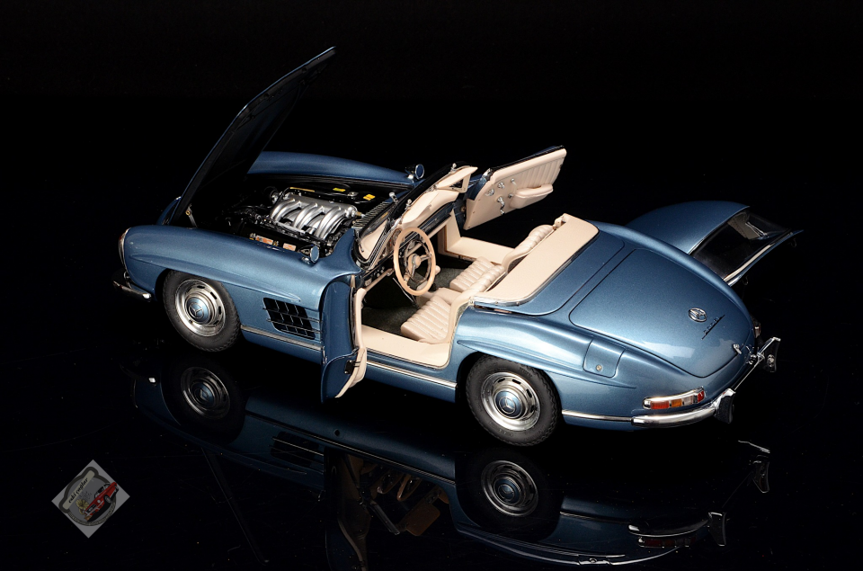 1:18 CMC Mercedes-Benz 300 SL W198 Hardtop Blue