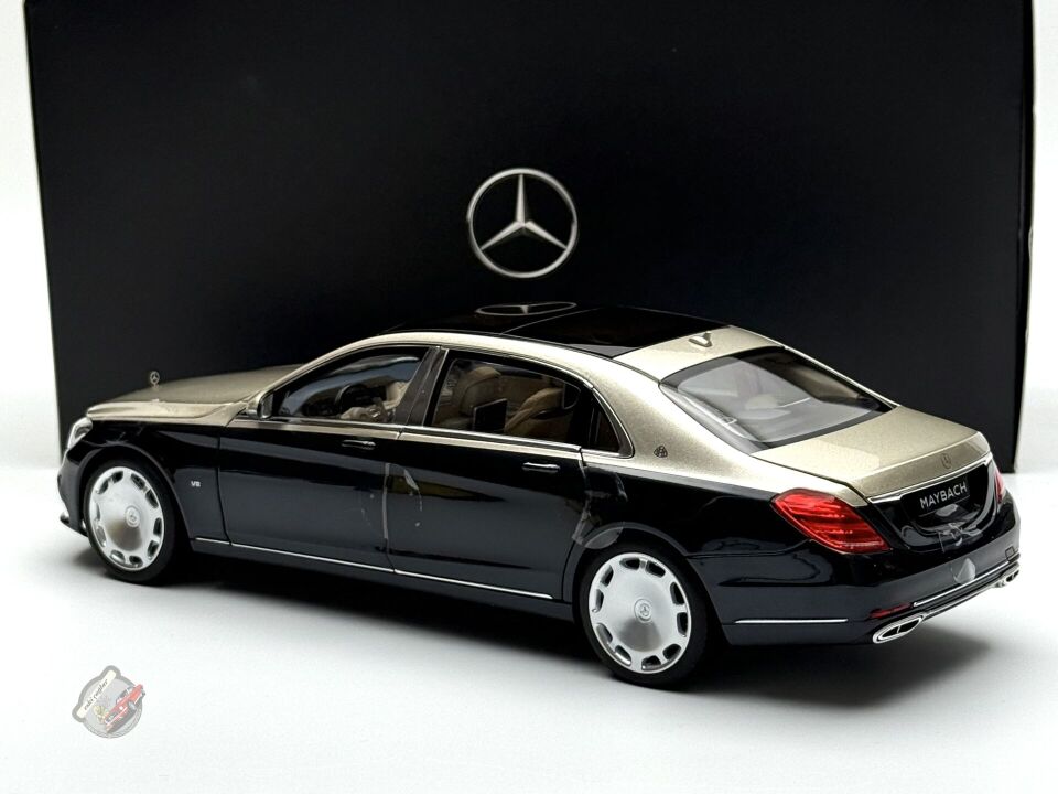 1:18 Norev Mercedes Benz Maybach S Class S650 X222 Silver Blue