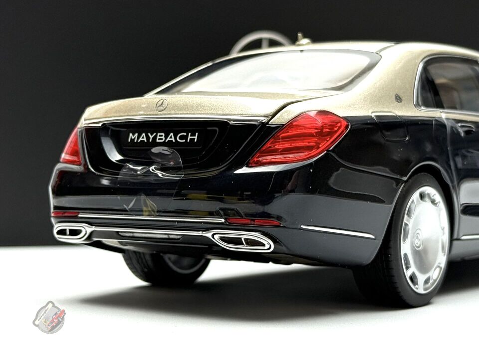 1:18 Norev Mercedes Benz Maybach S Class S650 X222 Silver Blue