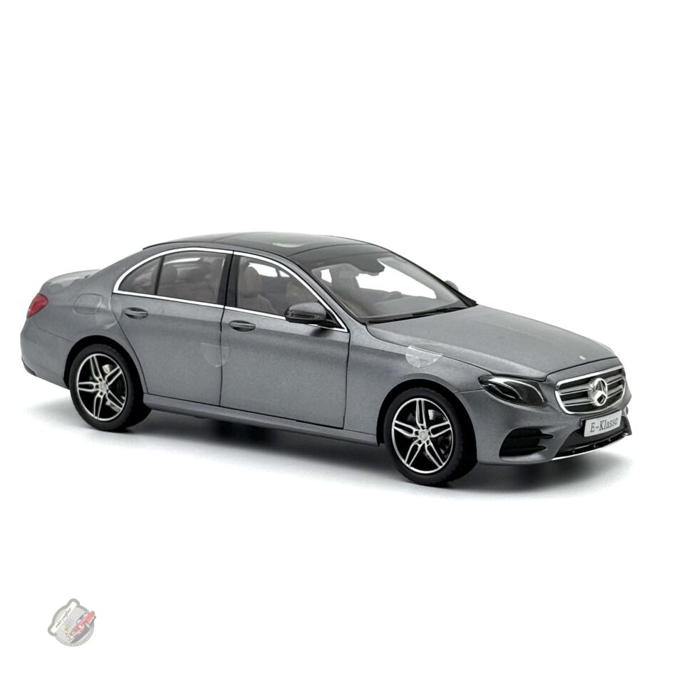 1:18  I Scale Mercedes-Benz E Class W213 AMG Line Selenite Grey