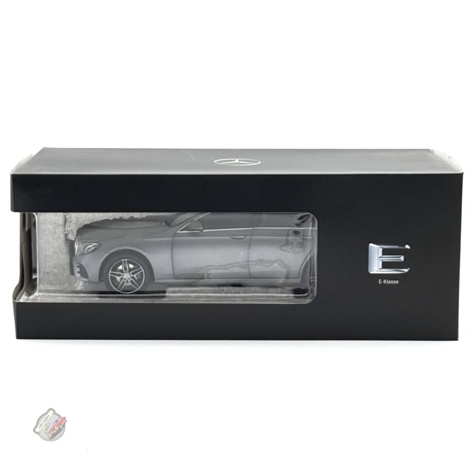 1:18  I Scale Mercedes-Benz E Class W213 AMG Line Selenite Grey