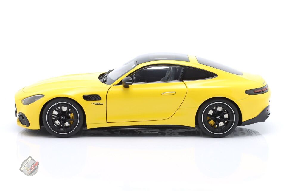 1:18 NZG Mercedes Benz AMG GT43 GTC192 Coupe