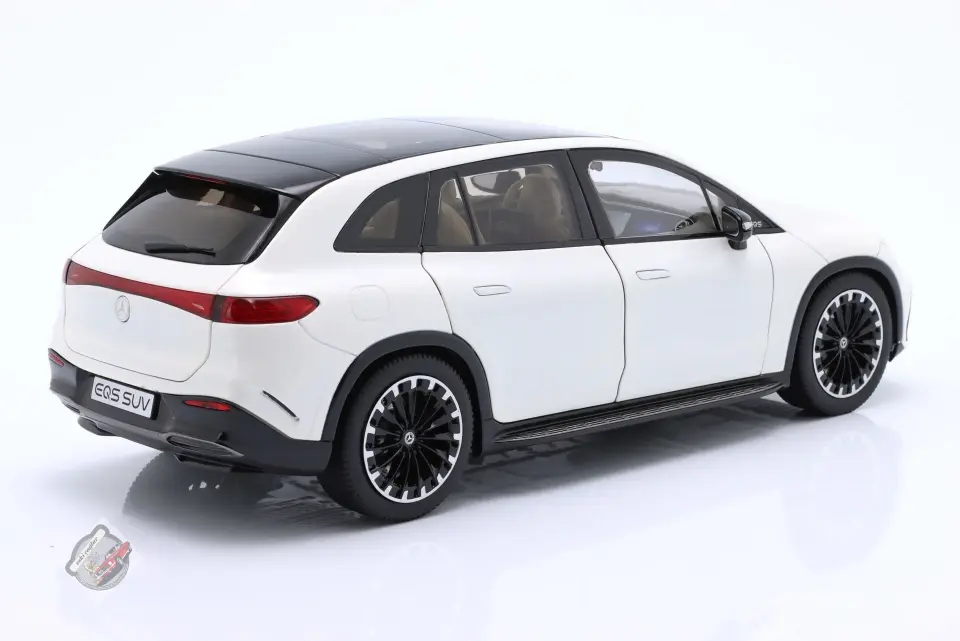 1:18 NZG Mercedes Benz EQS SUV (X296) VON Mercedes EQ 2022