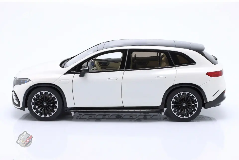 1:18 NZG Mercedes Benz EQS SUV (X296) VON Mercedes EQ 2022