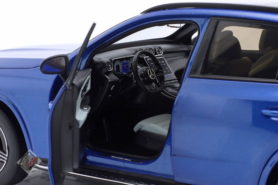 1:18 İScale Mercedes Benz GLC-Class (X254) AMG Line 2022