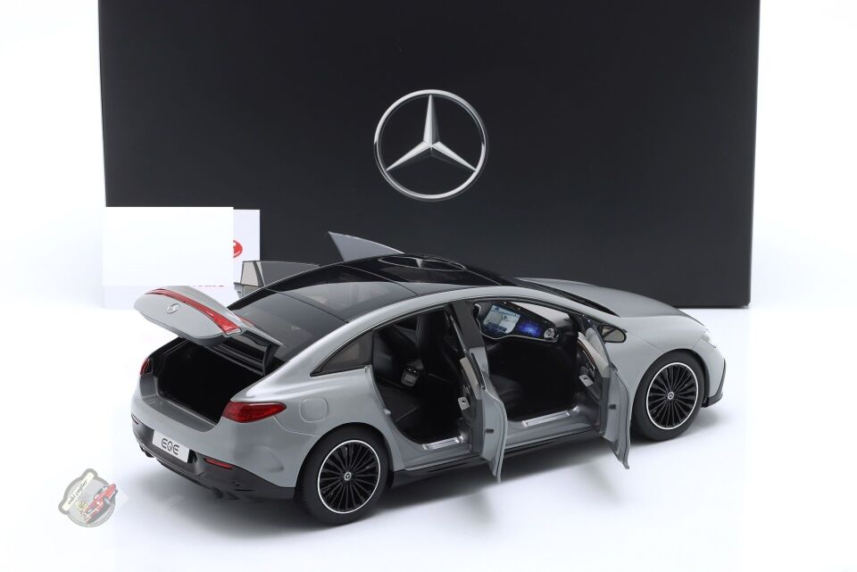 1:18 NZG Mercedes Benz EQE (V295) AMG Line 2023