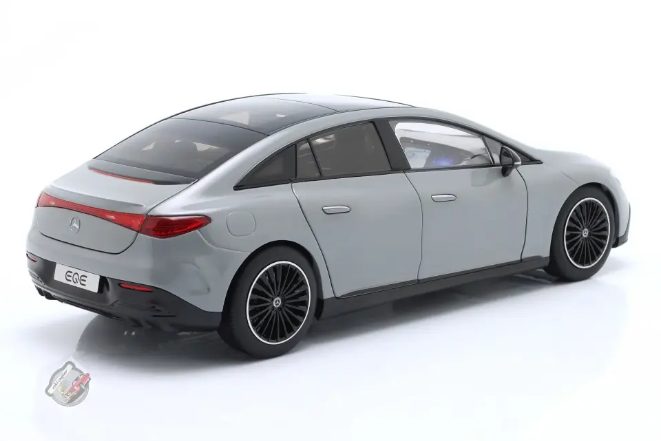 1:18 NZG Mercedes Benz EQE (V295) AMG Line 2023