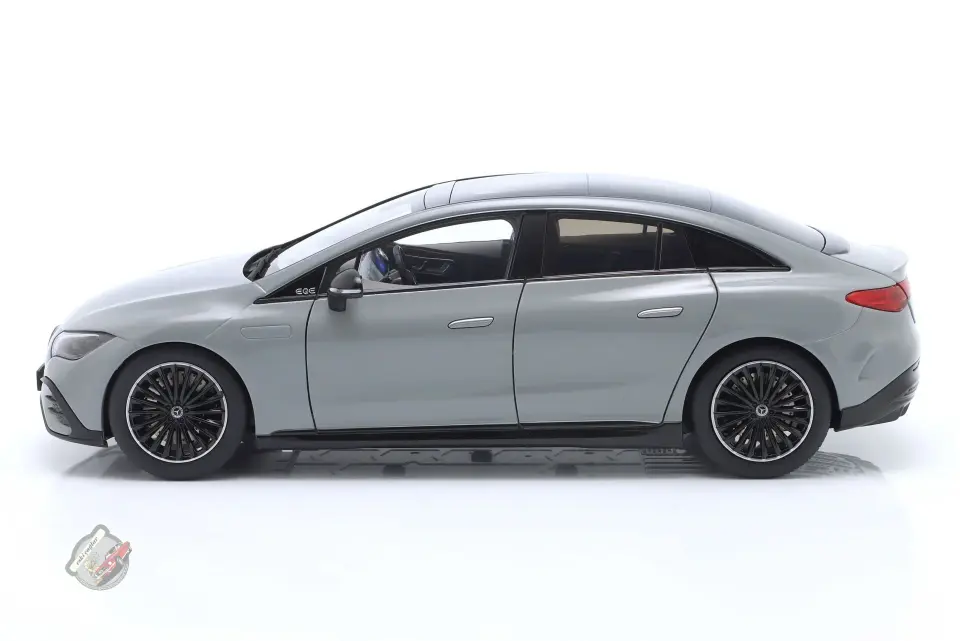 1:18 NZG Mercedes Benz EQE (V295) AMG Line 2023