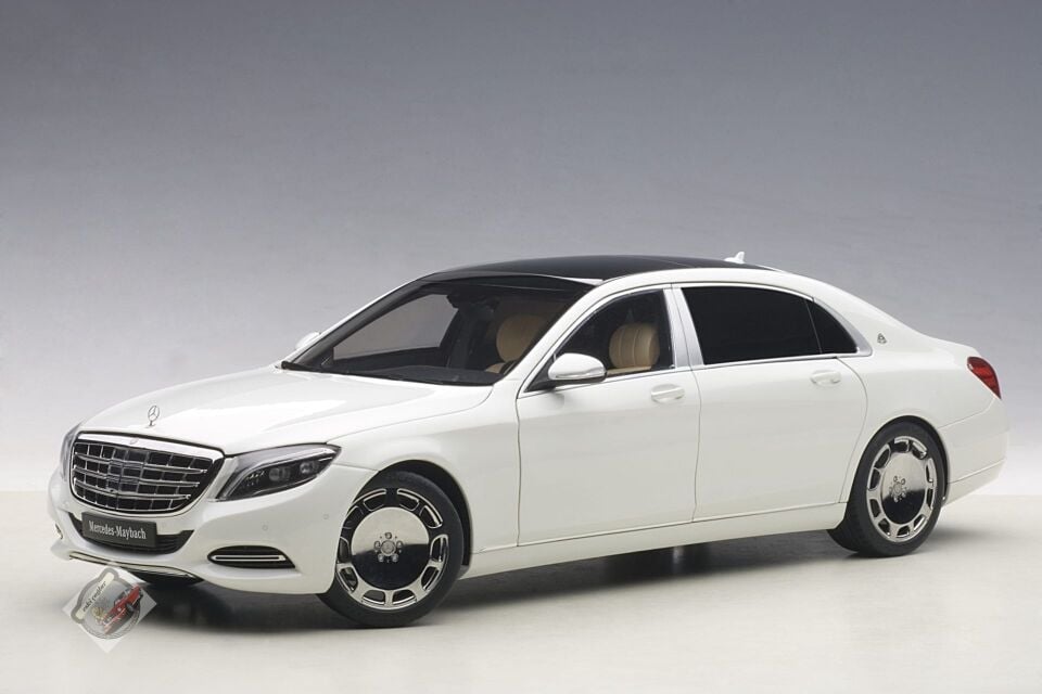 1:18 Autoart Mercedes  Benz S-Class S600 V12 Biturbo 2016