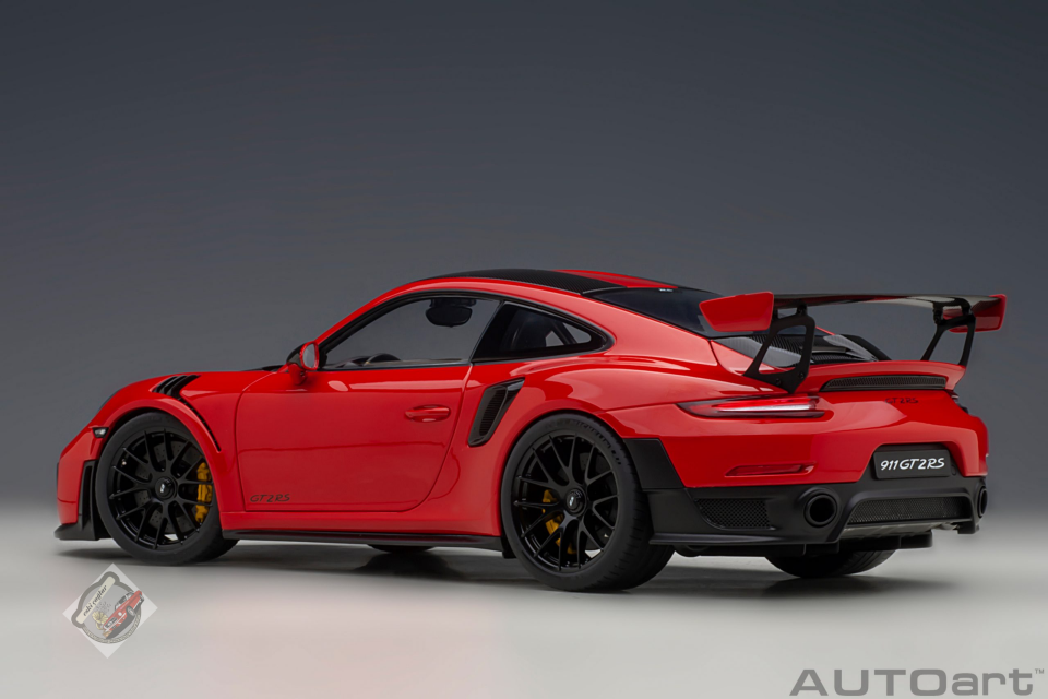 1:18 Autoart Porsche 911 (991.2) GT2 RS Weissach Package (Guards Red)