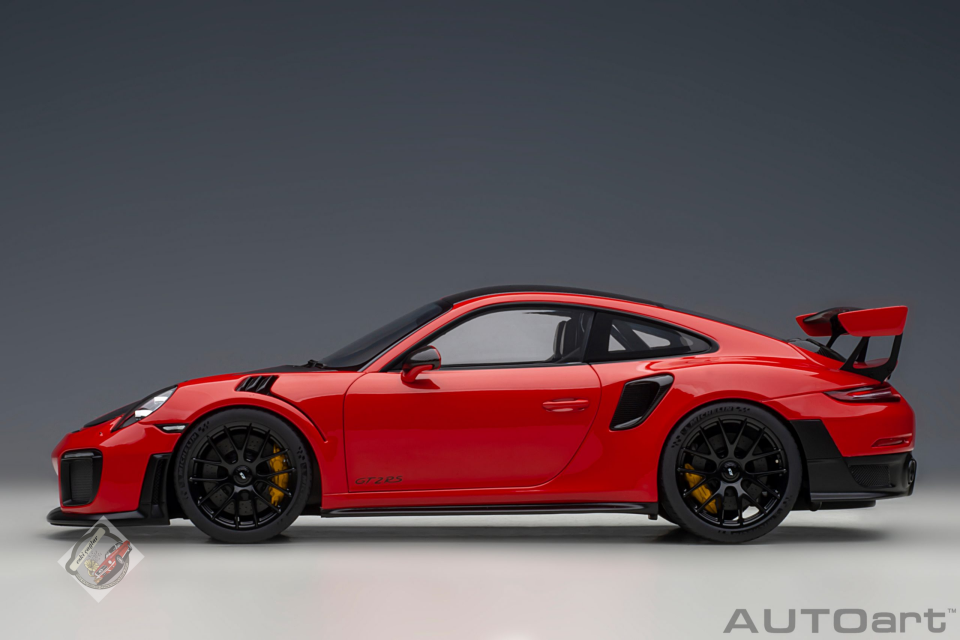1:18 Autoart Porsche 911 (991.2) GT2 RS Weissach Package (Guards Red)
