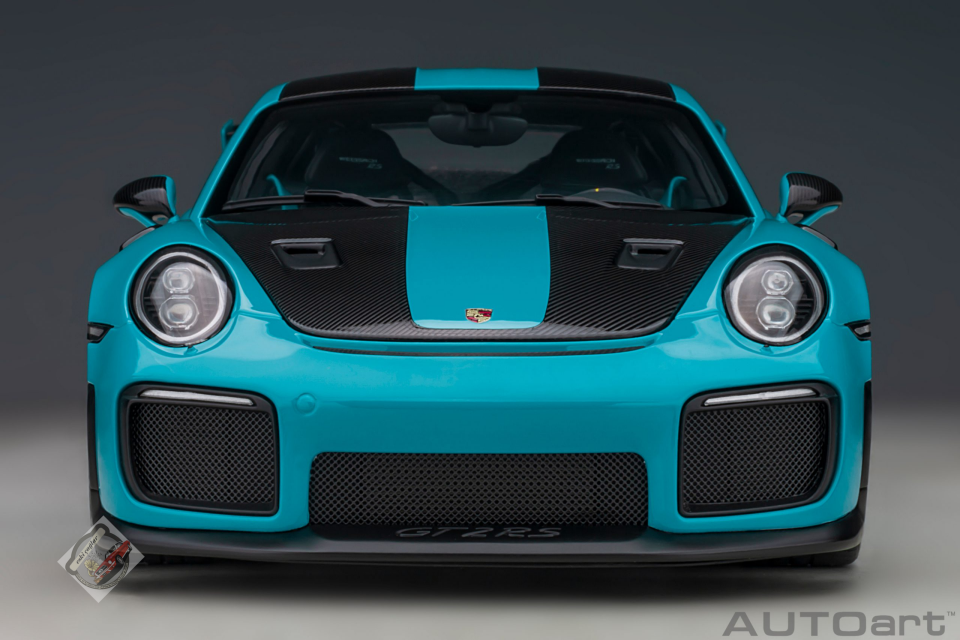 1:18 Autoart Porsche 911 (991.2) GT2 RS Weissach Package (Miami Blue)