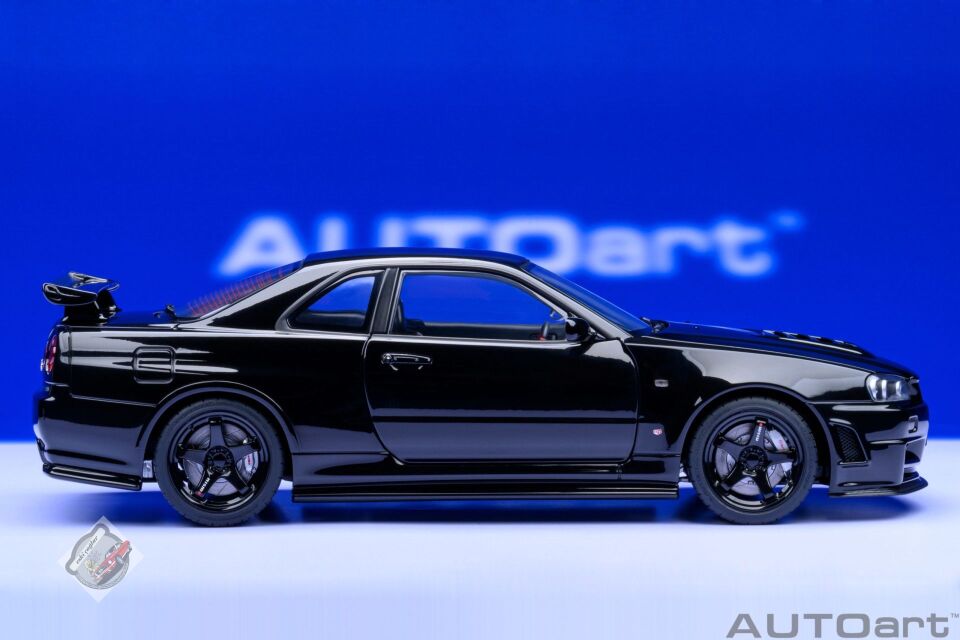 1:18 Autoart Nissan Skyline GT-R (R34) Z-Tune 2002