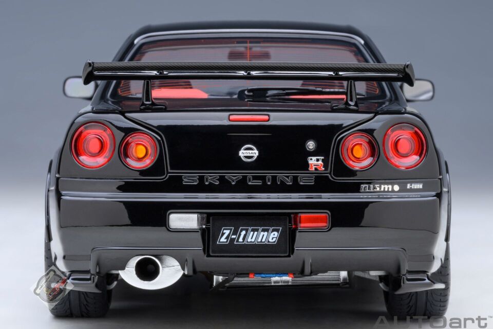 1:18 Autoart Nissan Skyline GT-R (R34) Z-Tune 2002