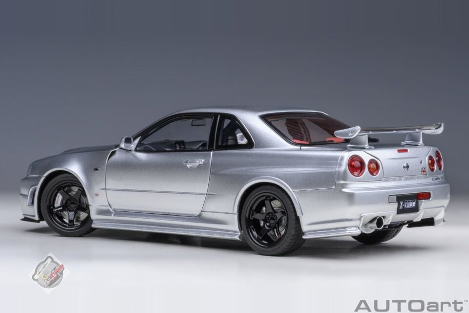 1:18 Autoart Nissan Skyline GT-R (R34) Z-TUNE 2002 Silver