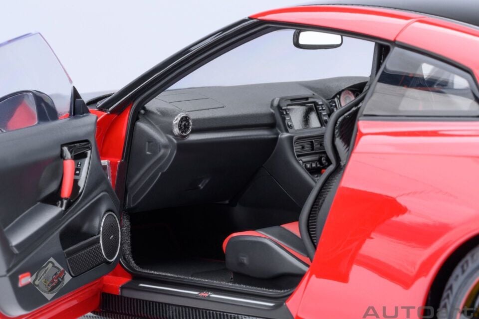 1:18 Autoart Nissan GT-R (R35) Nismo Special Edition 2022 Red