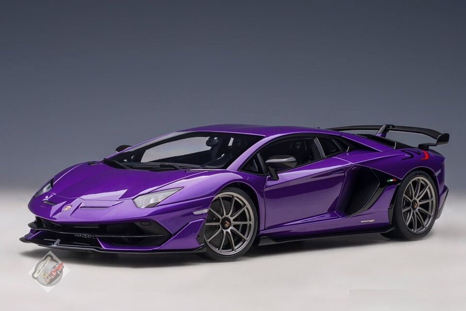 1:18 Autoart Lamborgihini Aventador SVJ 2018 Pasifae Midnight Purple