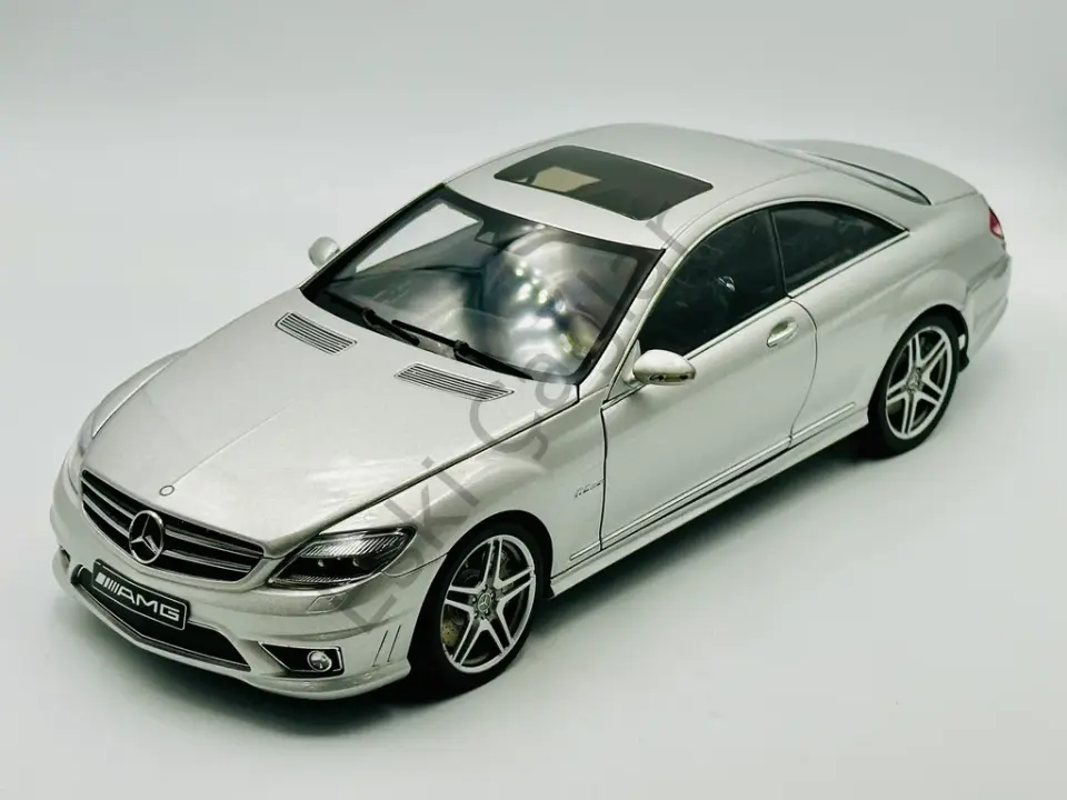 1:18  Autoart Mercedes-Benz Mercedes MB CL63 AMG (Silver)