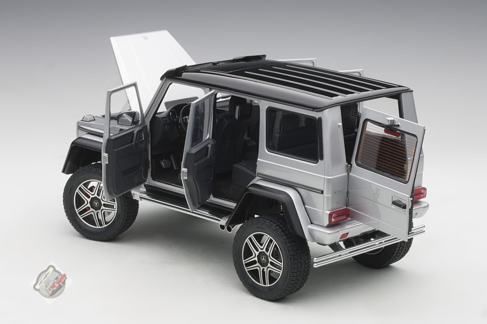1:18 Autoart Mercedes-Benz G500 4×4² (Iridium Silver Metallic)