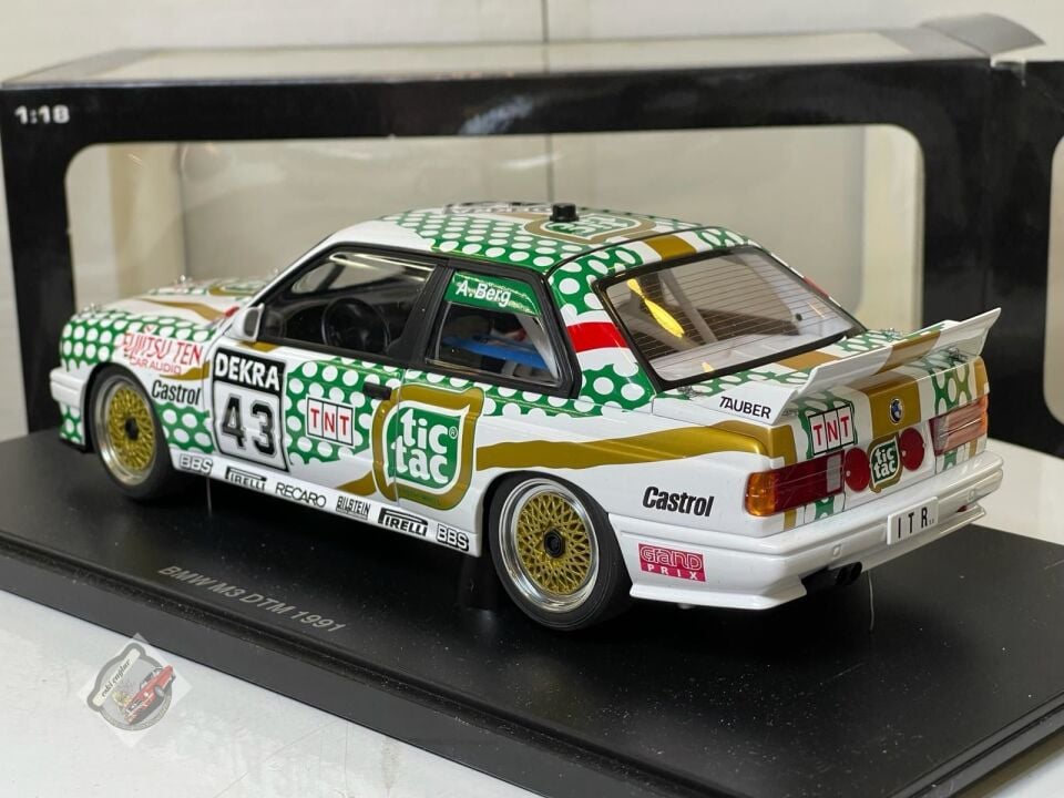 1:18 Autoart BMW 3 Series M3 E30 Tic-Tac N 43 DTM 1991 Berg