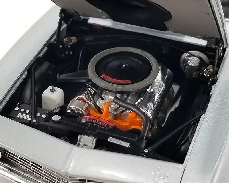 1:18 Acme  1969 Chevrolet COPO Camaro (Cortez Silver)