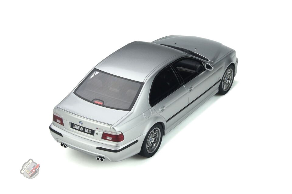 1:18 Otto Model BMW 5 Series M5 (E39) Titanium Silver Wheels Recine