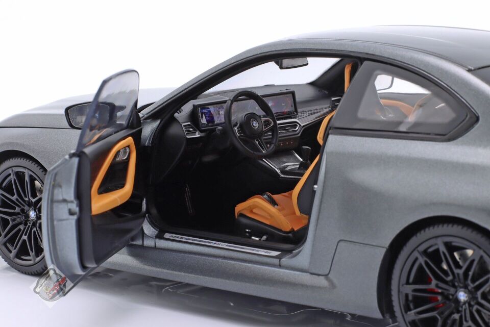 1:18 Minichamps BMW 2 Series M2 Coupe (G87) 2023 Matt Grey