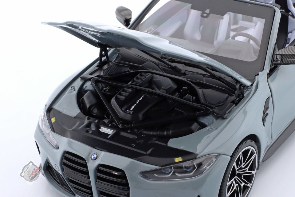 1:18 Minichamps BMW 4 Series M4 (G83) Cabriolet 2020 Nardo Grey