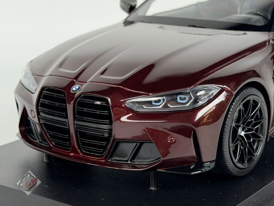 1:!8 Minichamps BMW M4 Cabriolet 2020 Dark Red