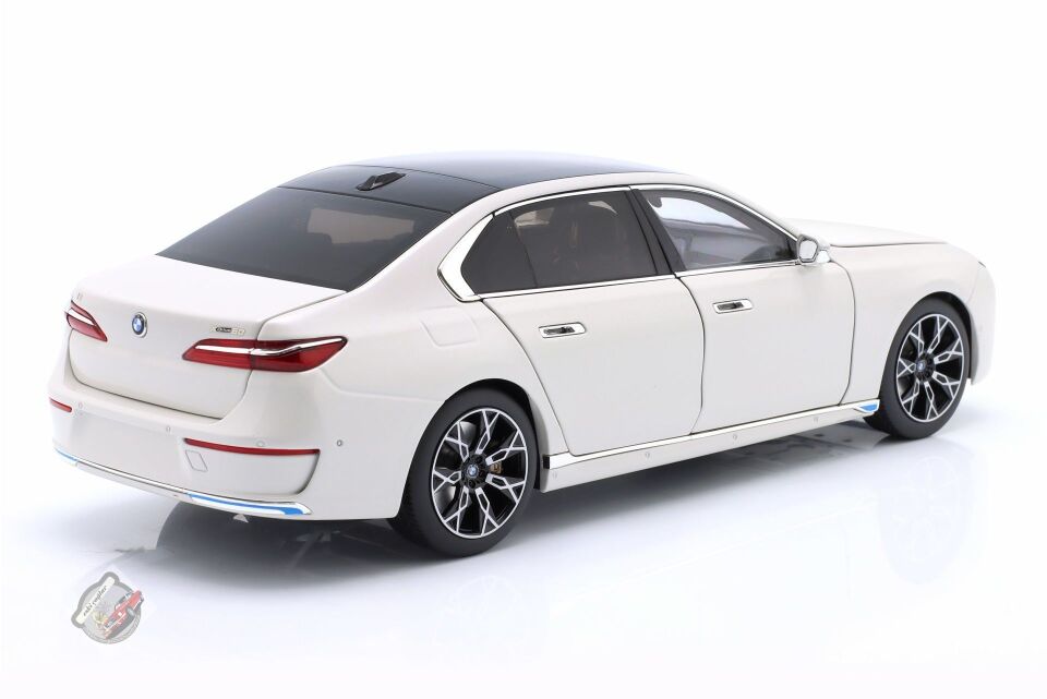 1:18 Minichamps BMW 7 Series İ7 (G70 Bev) 2020 White Met
