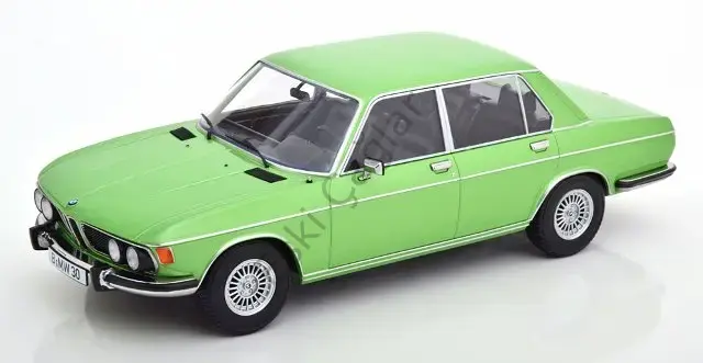 1:18 Kkscale BMW 3.0S E3 2 Series Green Recine
