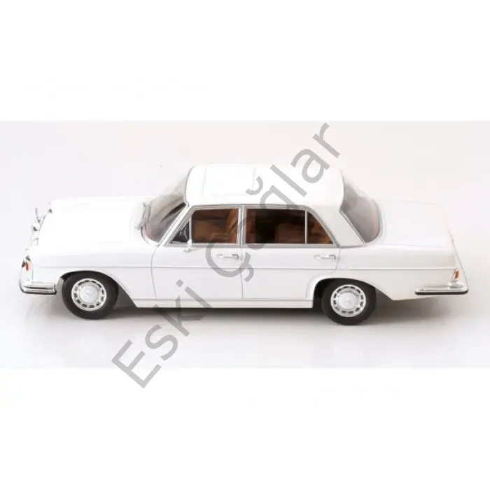 1:18 Kkscale Mercedes-Benz 300 SEL 6.3 (W109) 1967 White