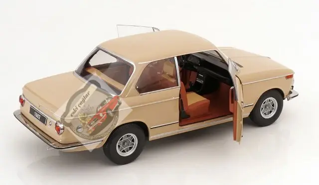1:12 Kkscale BMW  1602 1 Series1971 Begie