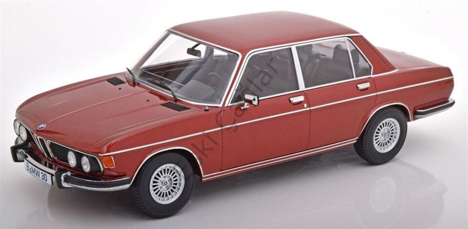 1:18 Kkscale BMW 2 Series 3.0 E3  1971 Red Recine