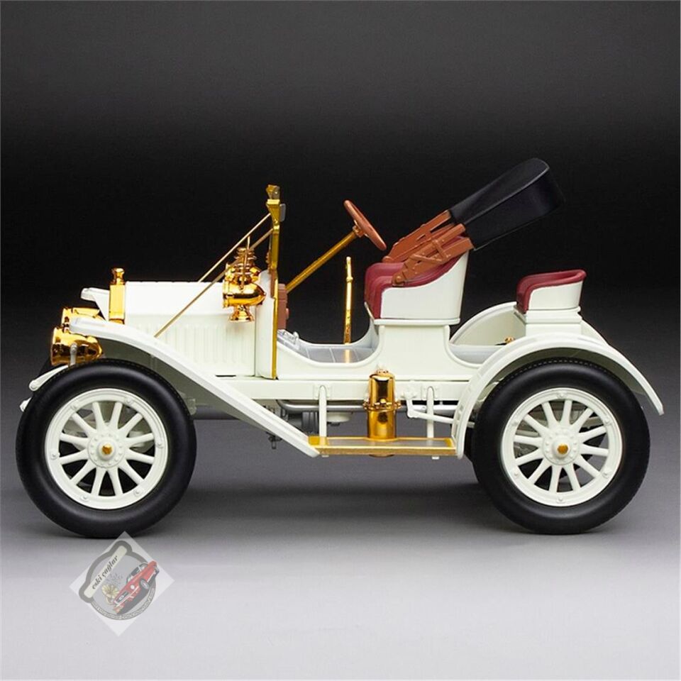 1:18 SunStar Buick Model 10 1908  Beyaz