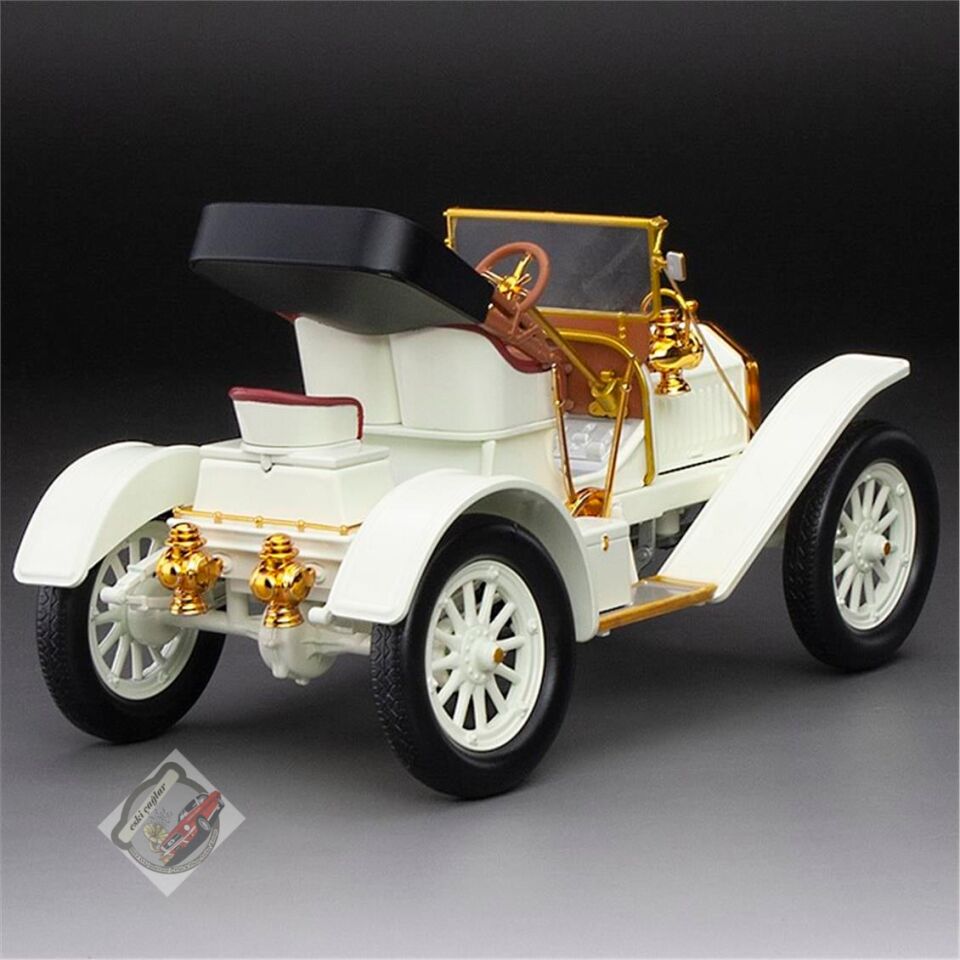 1:18 SunStar Buick Model 10 1908  Beyaz