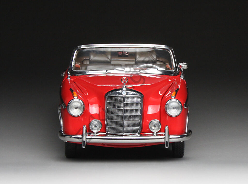 1:18 SunStar Mercedes Benz 1960  220 SE 220SE Cabriolet Red