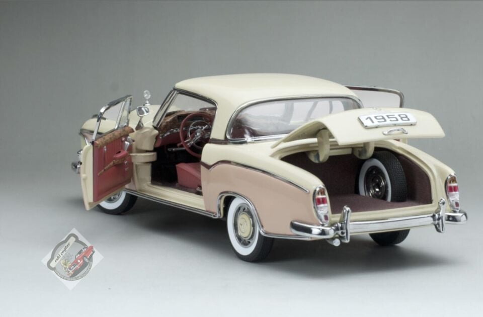 1:18 SunStar Merc edes Benz 220 SE 1958 Pink-Beige