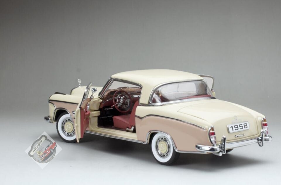 1:18 SunStar Merc edes Benz 220 SE 1958 Pink-Beige