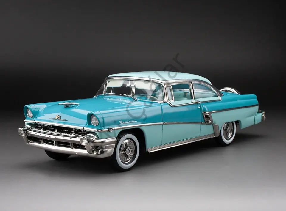 1:18 SunStar 1956 Mercury MontClair Hard Top Niagra Blue & Lauderdale Blue