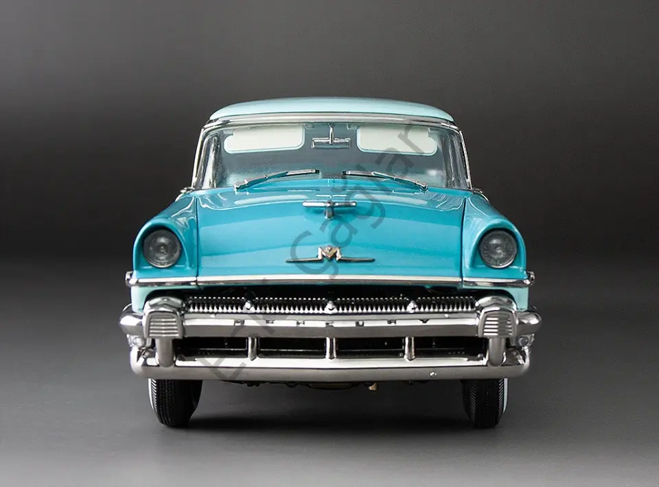 1:18 SunStar 1956 Mercury MontClair Hard Top Niagra Blue & Lauderdale Blue