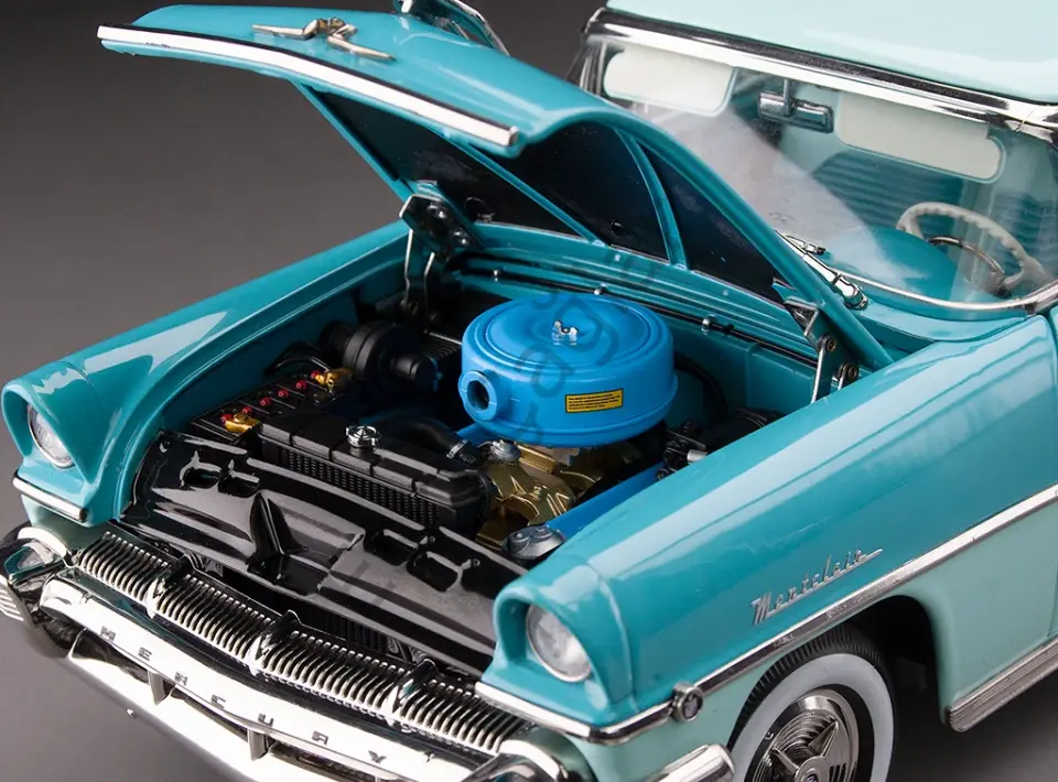1:18 SunStar 1956 Mercury MontClair Hard Top Niagra Blue & Lauderdale Blue