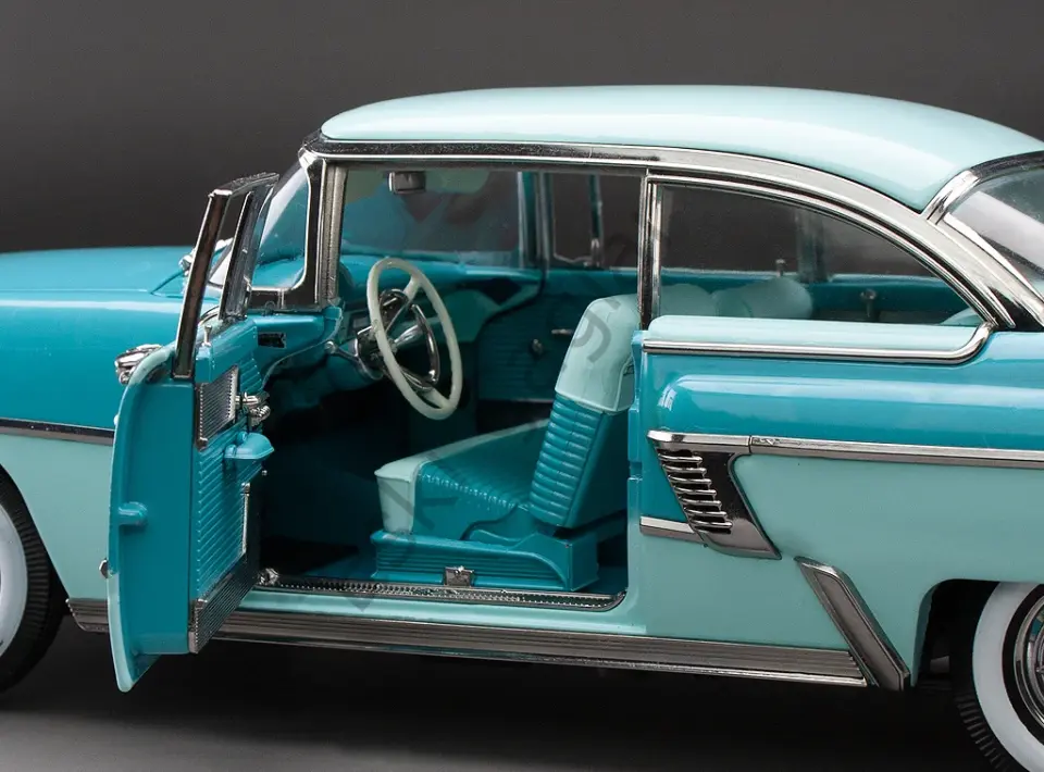 1:18 SunStar 1956 Mercury MontClair Hard Top Niagra Blue & Lauderdale Blue