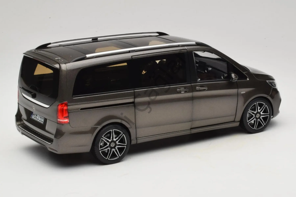1:18 Norev Mercedes V-Class AMG Line Indium Grey