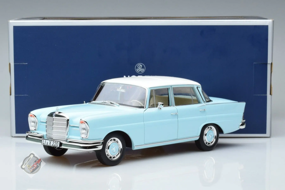 1:18 Norev Mercedes Benz 220SE (W111) 1965 Light Blue