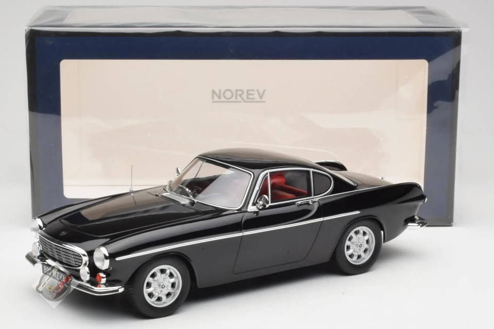 1:18 Norev Volvo 1800S 1967 Black