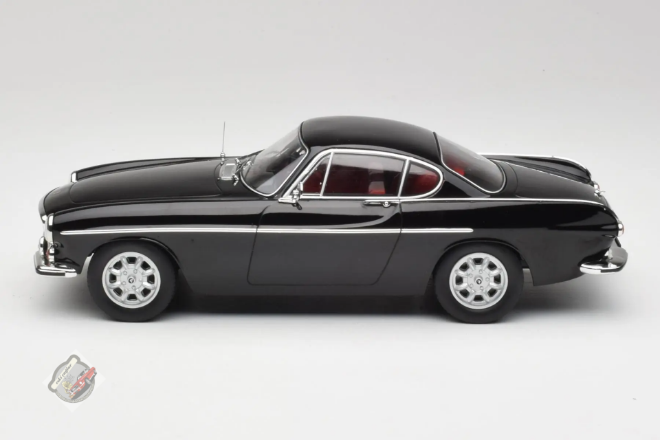 1:18 Norev Volvo 1800S 1967 Black